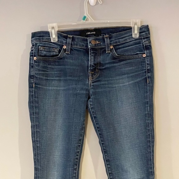 𝅺GREAT condition J Brand size 27 skinny jeans - Picture 2 of 6